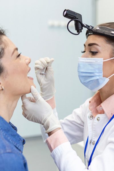 Throat Specialist in Singapore Conditions They Treat and What to Expect