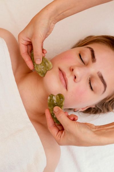 A Guide to Achieve the Modern-day Radiance with Gua Sha Facial in Singapore