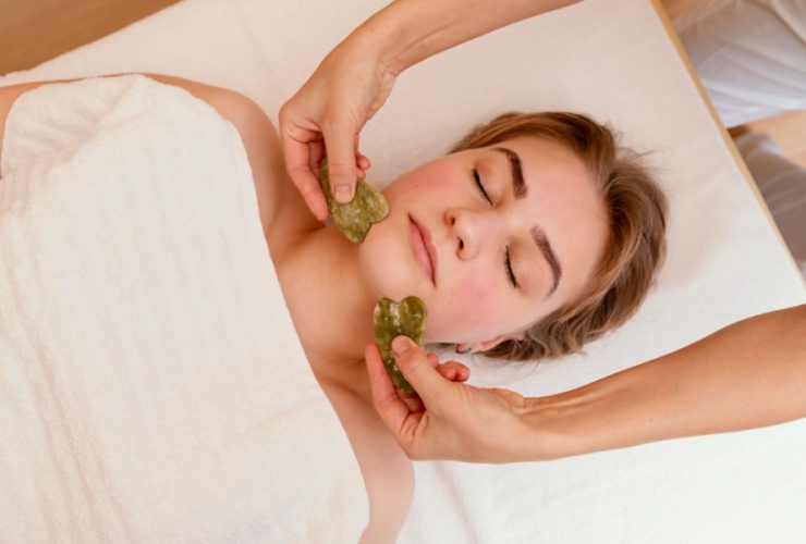 A Guide to Achieve the Modern-day Radiance with Gua Sha Facial in Singapore