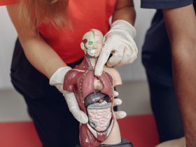 4 Signs You Should Consult a Gastroenterologist in Singapore